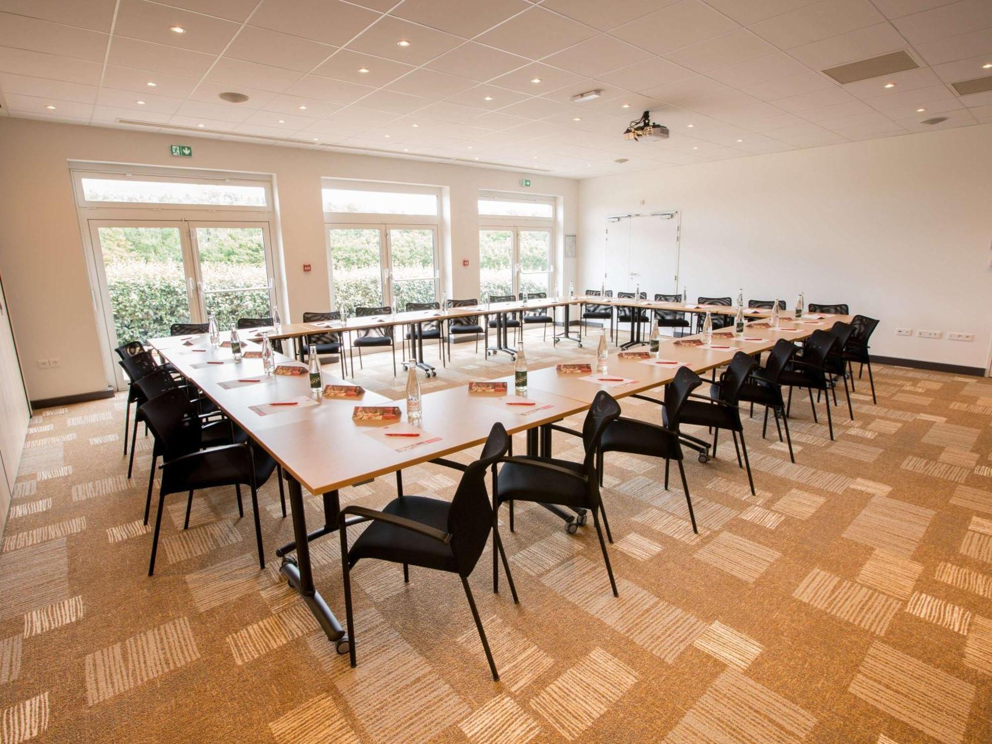 ibis Cherbourg La Glacerie Extérieur photo