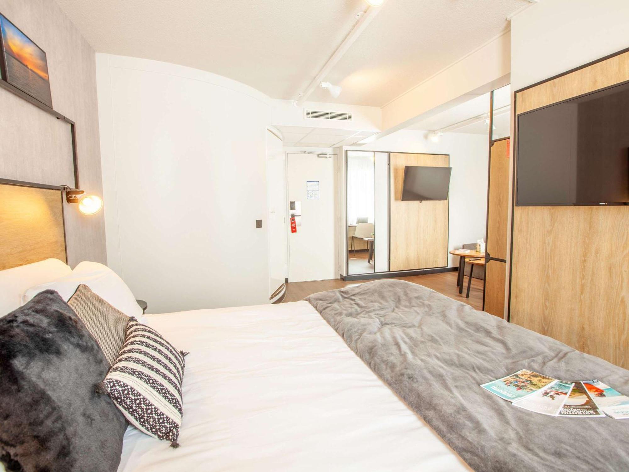 ibis Cherbourg La Glacerie Extérieur photo